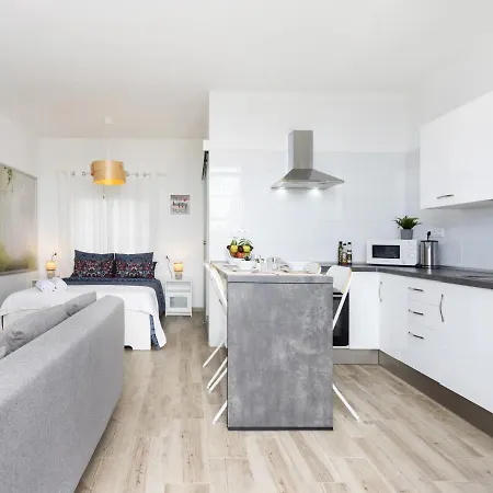 Apartment Live Burgado *