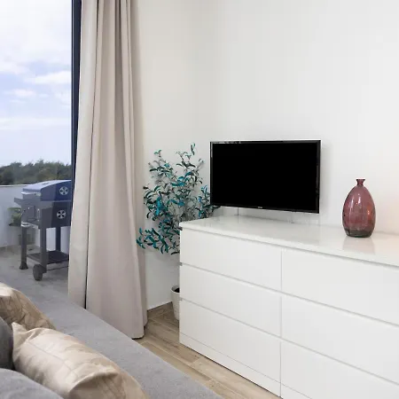 Apartment Live Burgado